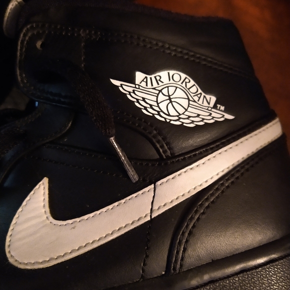 Nike Air Jordans - Picture 1 of 3